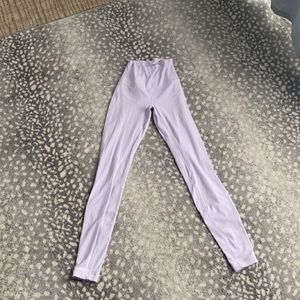 Like new lulu lemon lavender dew align leggings